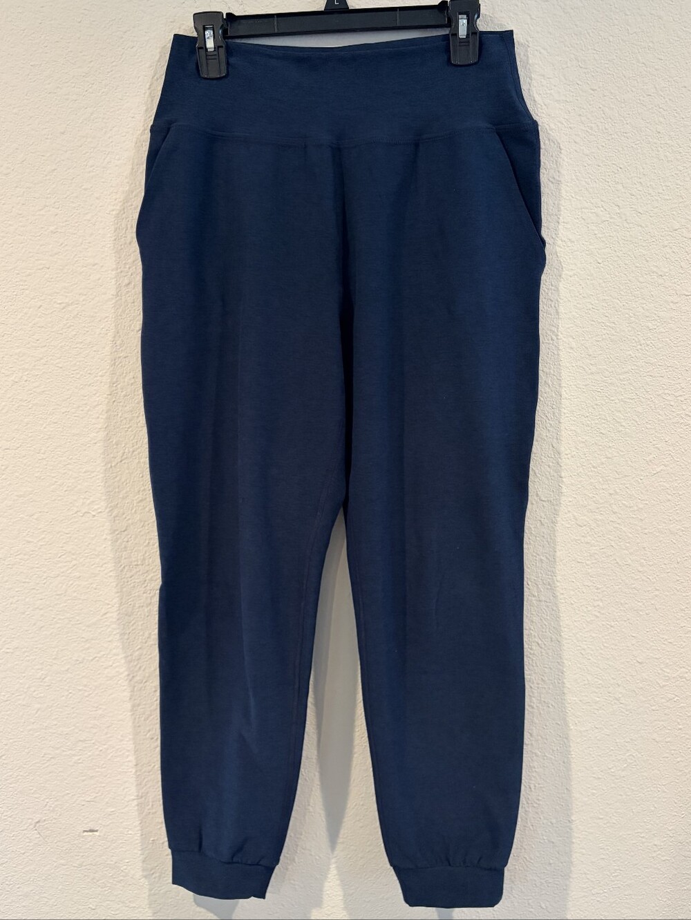 Beyond Yoga Womens Classic Casual Buttery Soft Navy Blue High Waist Joggers SZ L